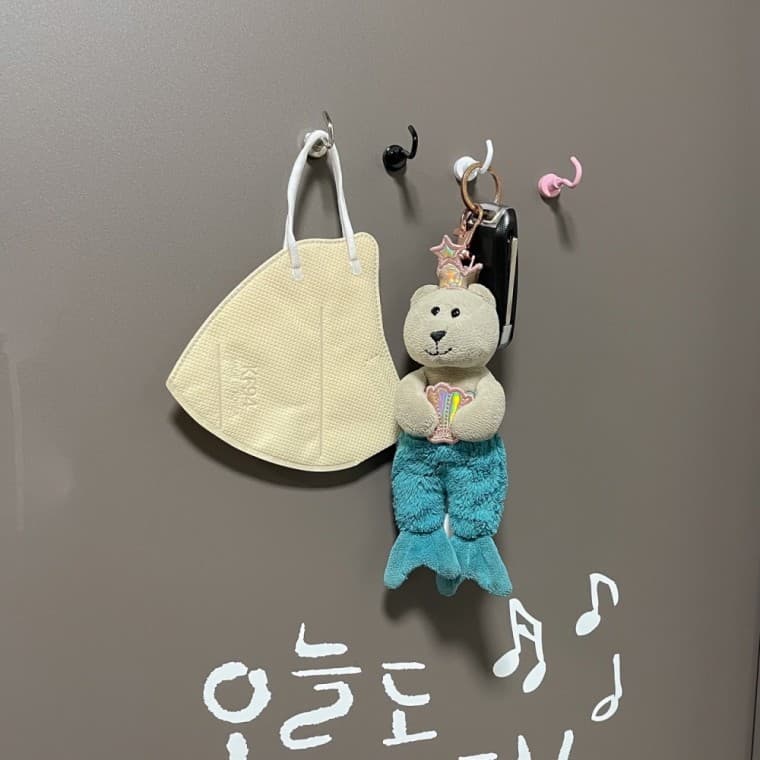 [옐로맨션] 자석후크 현관마스크걸이 자석고리 현관문걸이 도어후크자석 후크걸이자석