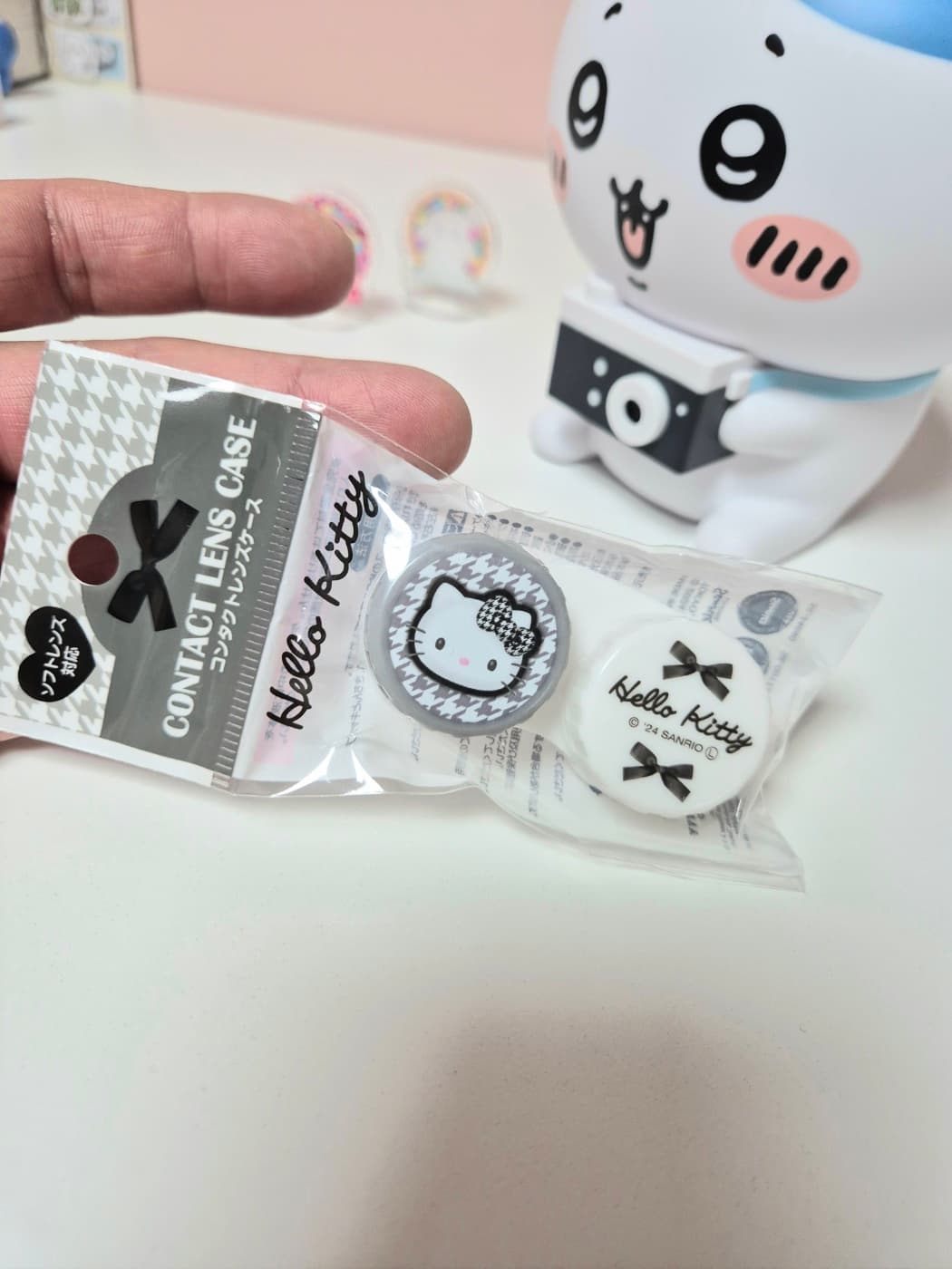 키티 렌즈 보관함 
