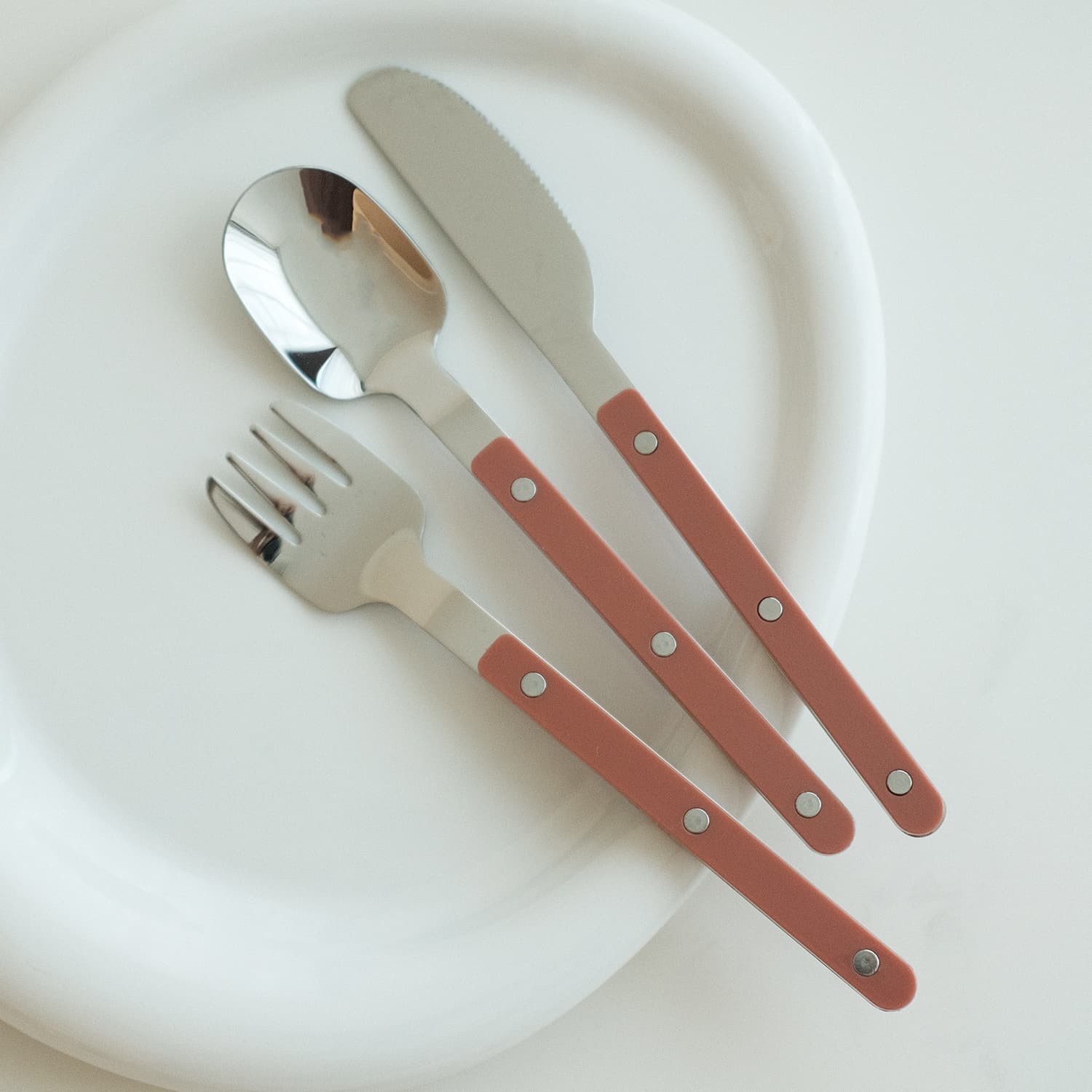 [키친스퀘어] 끌라르떼 컬러 리벳 커트러리