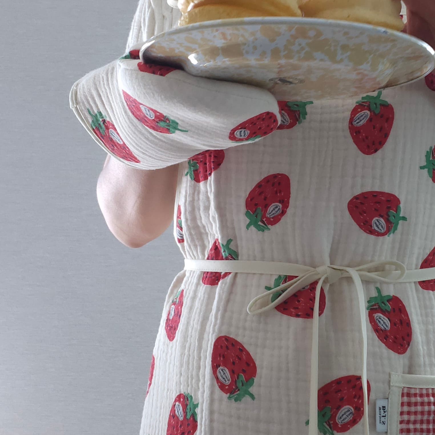 [바이제이에스] 🍓왕딸기 4중요루거즈 전신 앞치마
